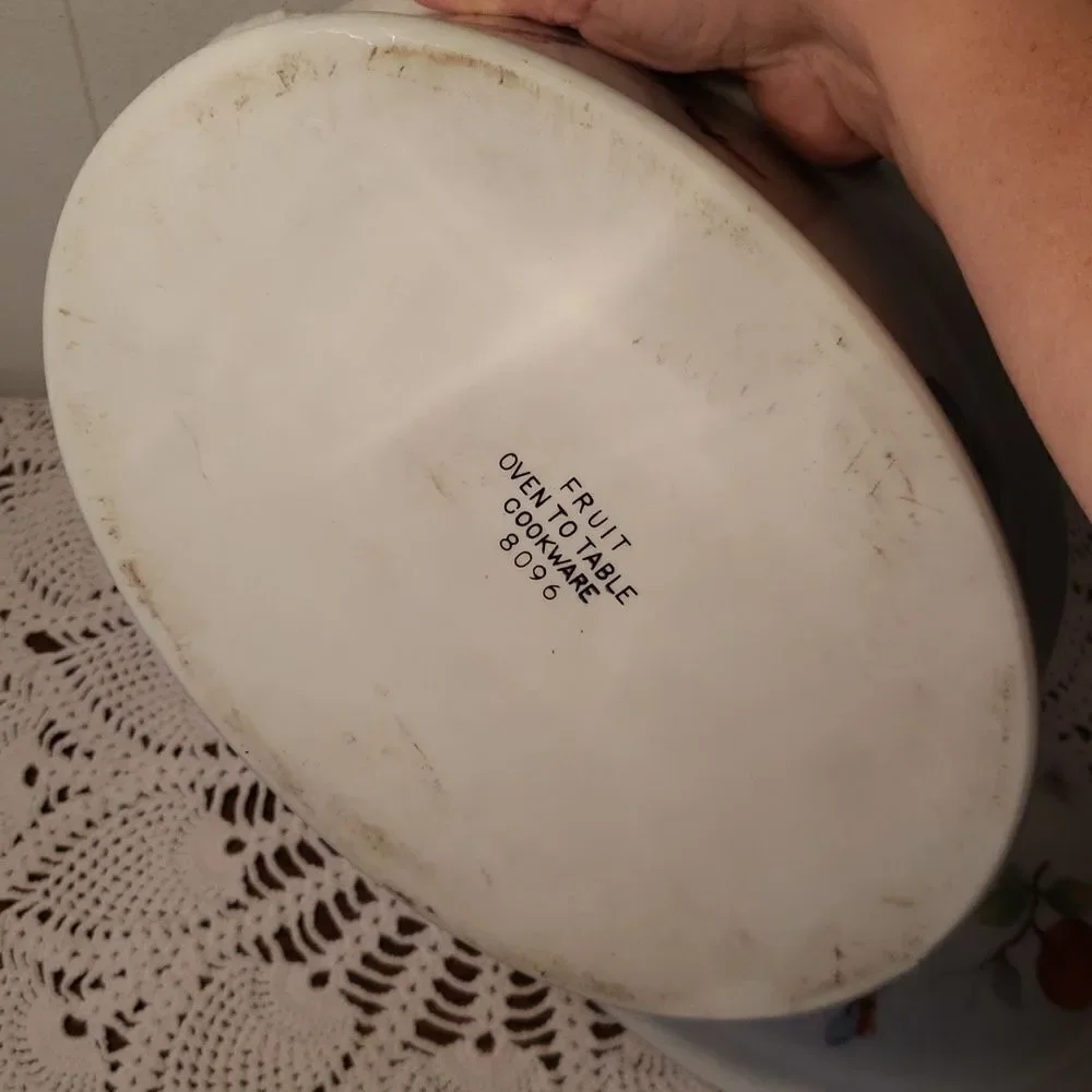 Lovely Vintage Ceramic Fruit Design Casserole Dish